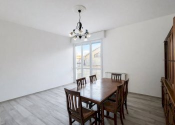 Soggiorno.jpg - Trilocale via san luigi  99, Arona - foto 5