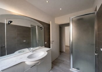 Bagno.jpg - Trilocale via san luigi  99, Arona - foto 6