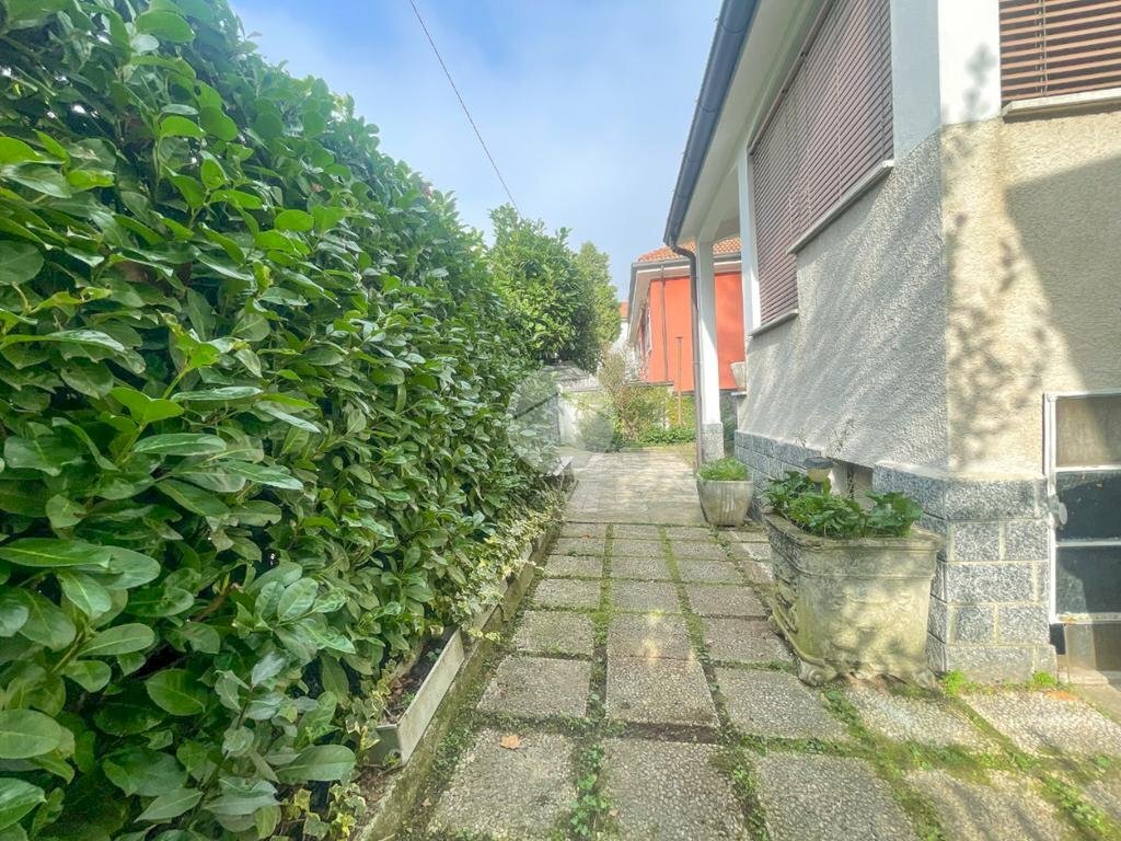 Villa Via Zinie, Cusano Milanino - photo 3