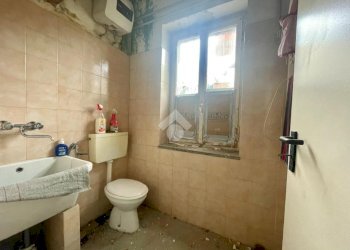 One-room apartment Via S. Giovanni, Borgomanero - photo 12