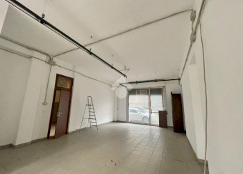 One-room apartment Via S. Giovanni, Borgomanero - photo 9