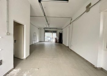 One-room apartment Via S. Giovanni, Borgomanero - photo 5