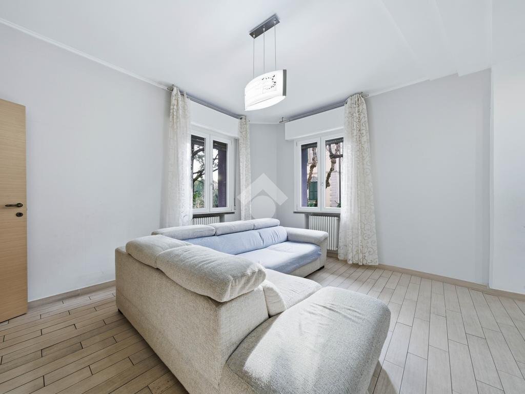 Four-room apartment Viale della Stazione, Rubiera - photo 2