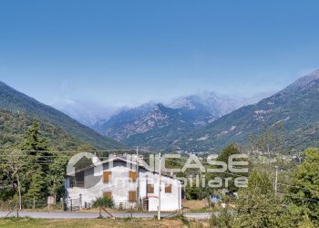 Casa semi indipendente Frazione Inverso Fiemminuto, 10, Villar Pellice - foto 2