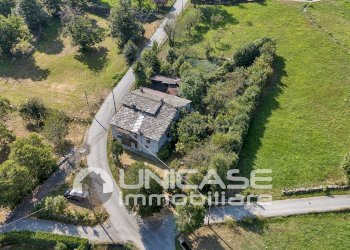 Casa semi indipendente Frazione Inverso Fiemminuto, 10, Villar Pellice - foto 5