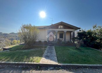 Villa Trifamiliare Tornolo, Tornolo - foto 1