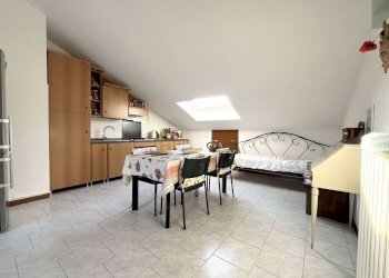 Trilocale Arcore - foto 9