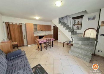 Semi-detached house Frazione Plout, Montjovet - photo 2