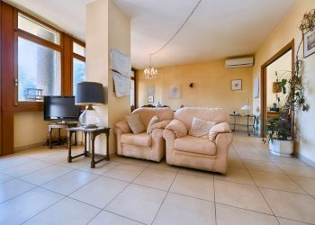 Quadrilocale corso Jacopo Lombardini, 1, Torre Pellice - foto 1