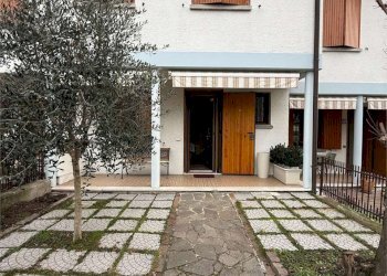 Villa a Schiera Castellarano - foto 1