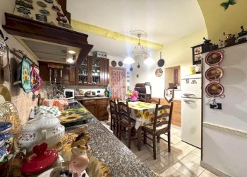 Quadrilocale Via Fontana di Trasta, Genova (zona Bolzaneto) - foto 4