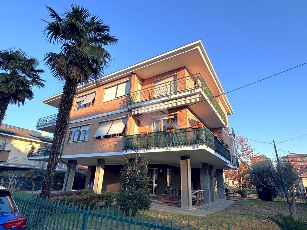 Two-room apartment Via giusti, Orbassano - photo 1