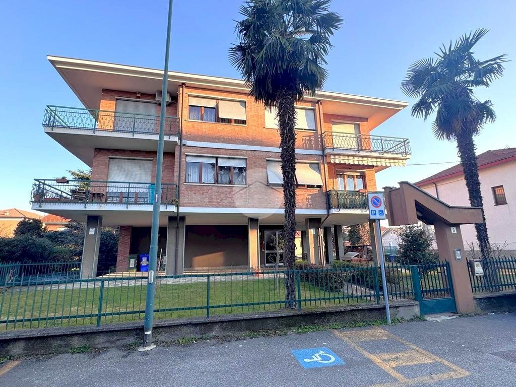 Two-room apartment Via giusti, Orbassano - photo 2