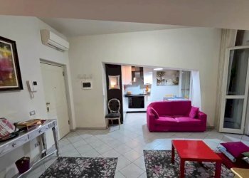 Three-room apartment Livorno - photo 1