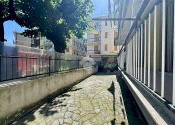 Four-room apartment Via Belgio, Spotorno - photo 2
