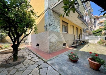 Four-room apartment Via Belgio, Spotorno - photo 7