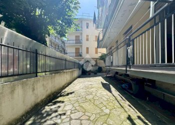 Four-room apartment Via Belgio, Spotorno - photo 8