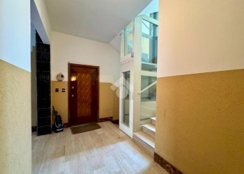 Four-room apartment Via Belgio, Spotorno - photo 32