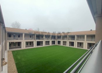 Office via statale, 110
Villafranca, Medolla - photo 4