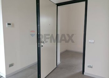 Office via statale, 110
Villafranca, Medolla - photo 8