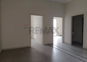 Office via statale, 110
Villafranca, Medolla - photo 9