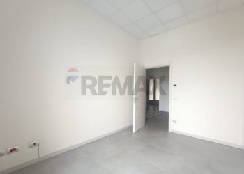Office via statale, 110
Villafranca, Medolla - photo 30