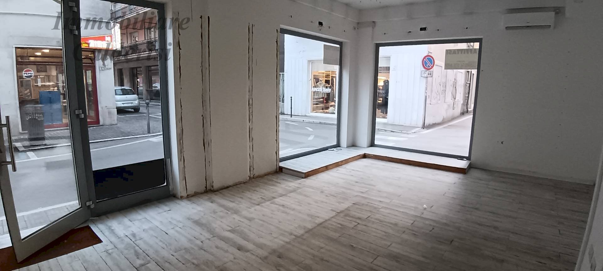 Foto 3 - Commercial Premises Via Galilei, San Benedetto del Tronto - photo 3