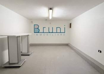 Foto 7 - Magazzino Via Niccolò IV, San Benedetto del Tronto - foto 7