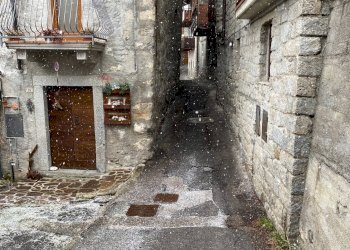 Bilocale Via Martiri della Libertà, 29 
 Valle, Saviore dell'Adamello - foto 1
