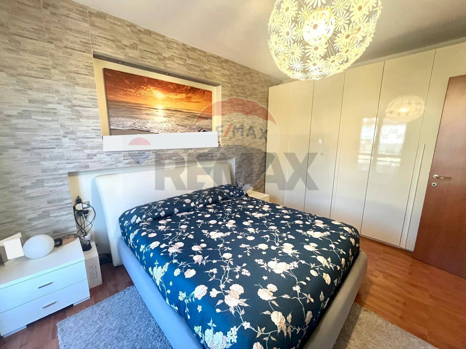 Camera / camera da letto - Three-room apartment Via Scirlago
10, Cittiglio - photo 3