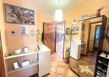 Hall / corridoio - Trilocale Via Scirlago
 
10, Cittiglio - foto 2