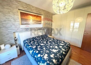 Camera / camera da letto - Trilocale Via Scirlago
 
10, Cittiglio - foto 3