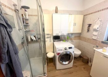 Bagno - Trilocale Via Scirlago
 
10, Cittiglio - foto 11