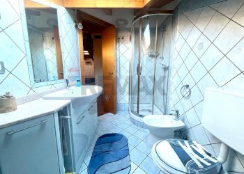 Bagno - Trilocale Via Scirlago
 
10, Cittiglio - foto 16