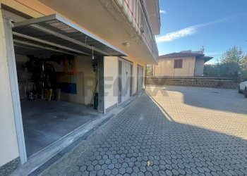 Foto 18 - Trilocale Via Scirlago
 
10, Cittiglio - foto 18