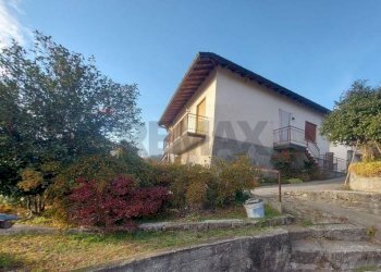 Casa all\'aperto - Casa indipendente Via Cascine
 
64, Cittiglio - foto 1