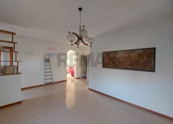 Stanza vuota - Casa indipendente Via Cascine
 
64, Cittiglio - foto 6