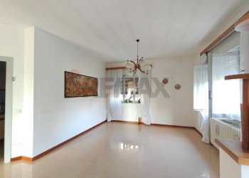 Stanza vuota - Casa indipendente Via Cascine
 
64, Cittiglio - foto 7