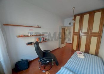 Camera / camera da letto - Casa indipendente Via Cascine
 
64, Cittiglio - foto 14