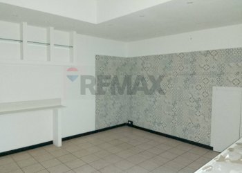 Stanza vuota - Commercial Premises Besozzo - photo 4