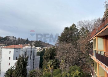 Edificio all\'aperto - Trilocale VIA CRISPI
14, Varese - foto 18