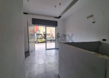 Foto 5 - Locale Commerciale Via Don Raffaele Abete
 
26, Melito di Napoli - foto 5