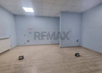 Foto 1 - Locale Commerciale via delle costellazioni
 
20, Melito di Napoli - foto 1