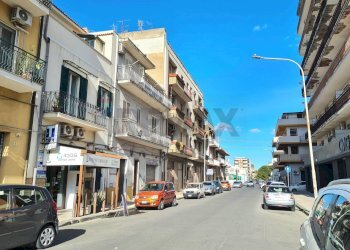 Edificio all\'aperto - Independent house Via dello Stadio
 
17, Lentini - photo 1