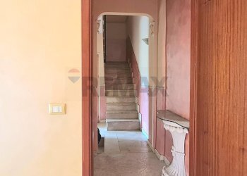 Scale - Independent house Via dello Stadio
 
17, Lentini - photo 17