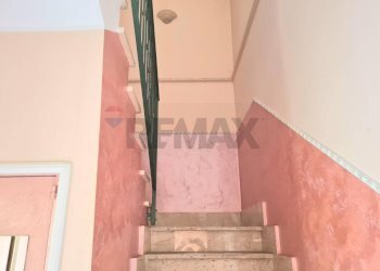 Scale - Independent house Via dello Stadio
 
17, Lentini - photo 21