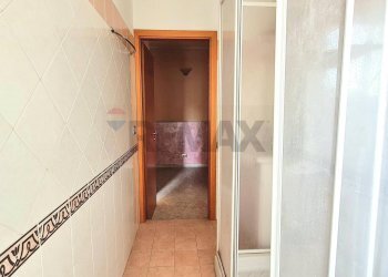 Hall / corridoio - Independent house Via dello Stadio
 
17, Lentini - photo 36