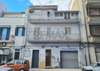 Edificio all\'aperto - Independent house Via dello Stadio
 
17, Lentini - photo 44