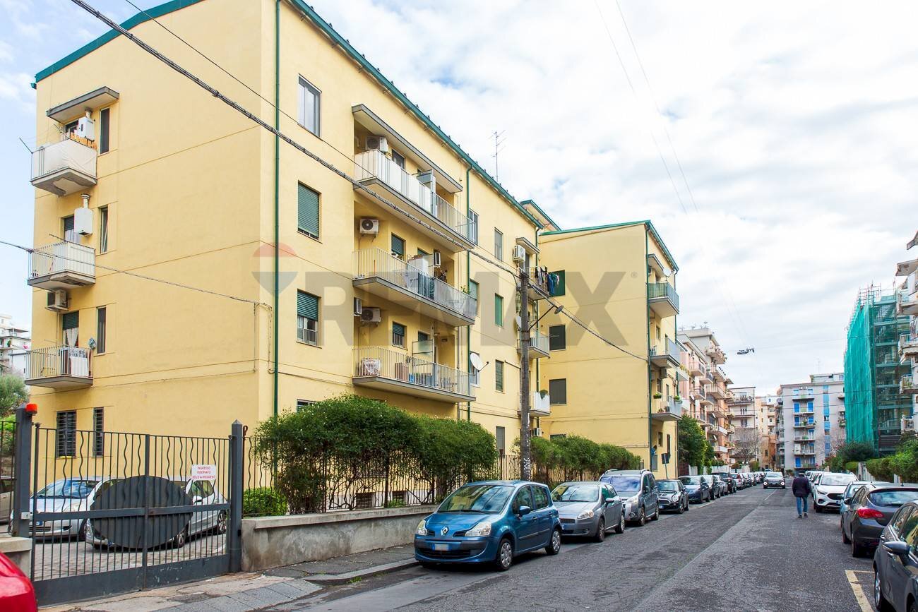 Edificio all\'aperto - Appartamento Via Costanza D'Aragona
 
16, Catania - foto 1