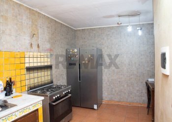 Cucina - Trilocale Via Marchese Di Casalotto
 
49, Catania - foto 9